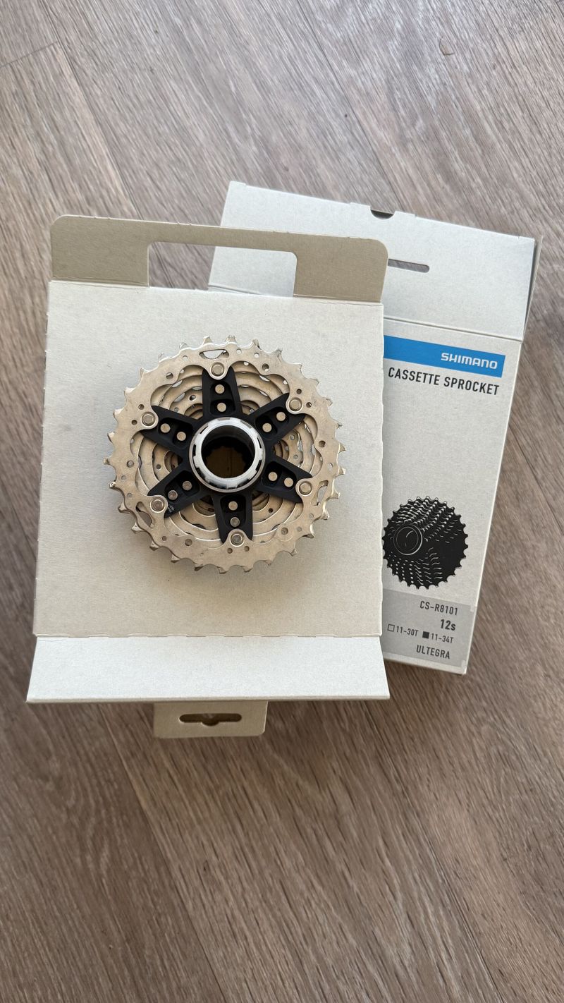 Ultegra 12s 11-30 cs-r8101