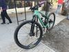 Canyon Lux WC CF6 s teleskopickou sedlovou