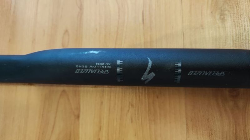 Řídítka Specialized a FSA - úklid 