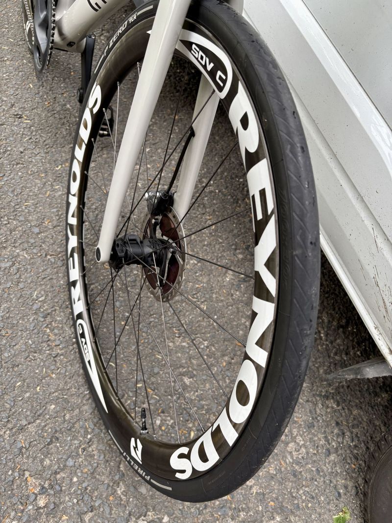 Cynyon Endurace CF SL 8 DISC AERO