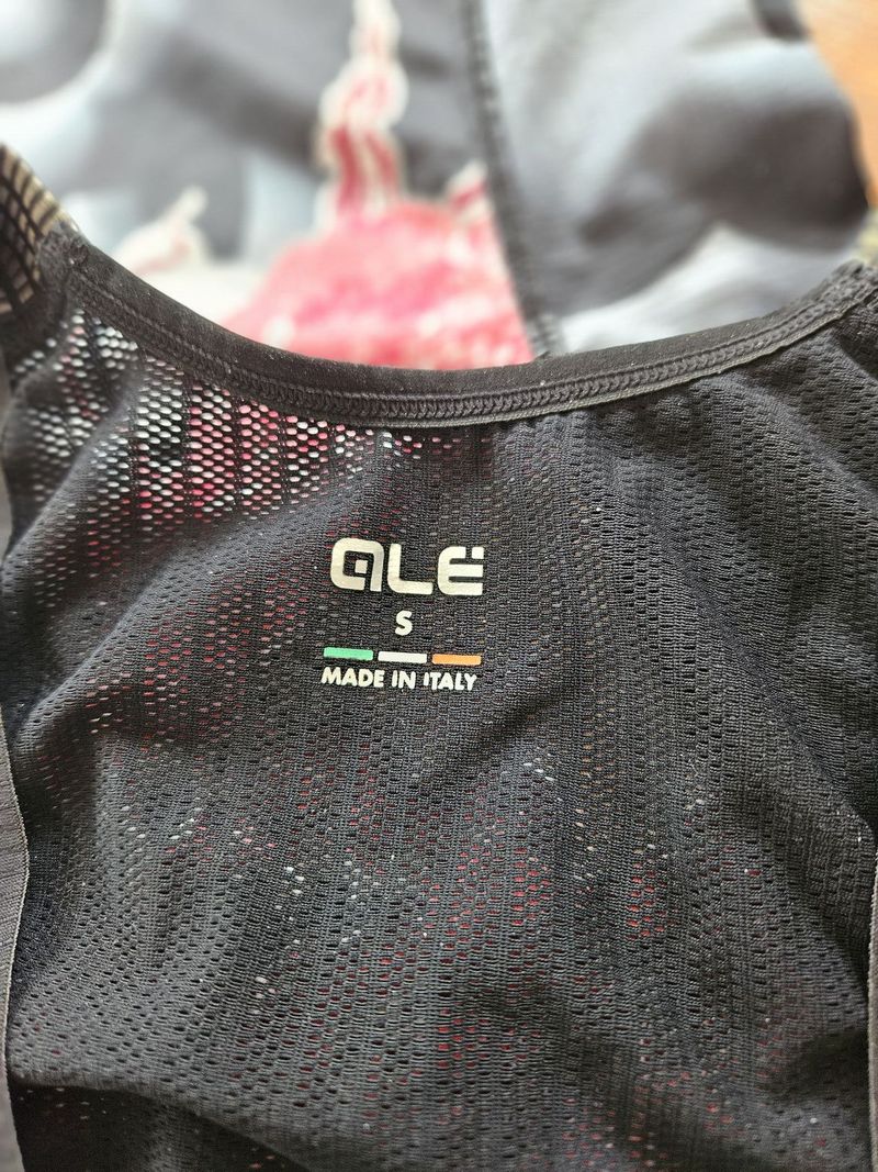 Dres Alé vel S