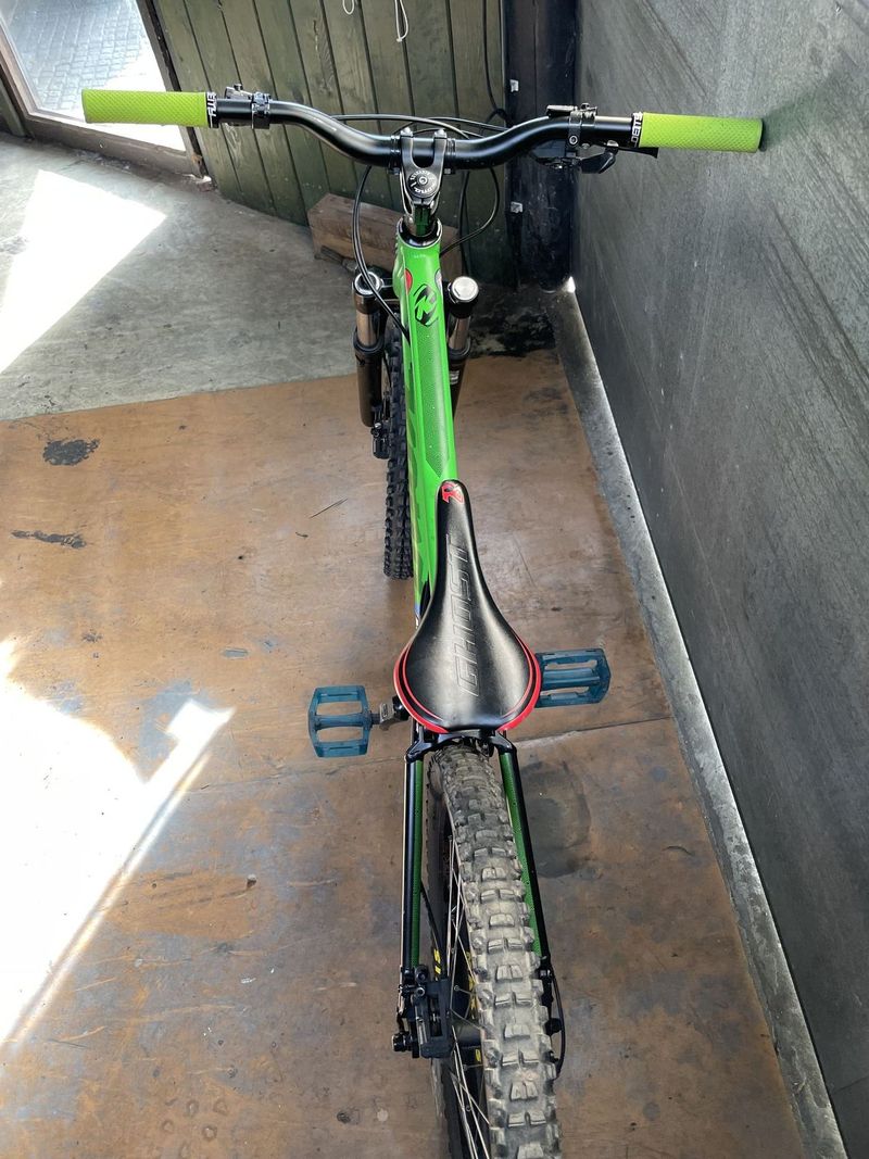 Kona Stinky 24 “ 