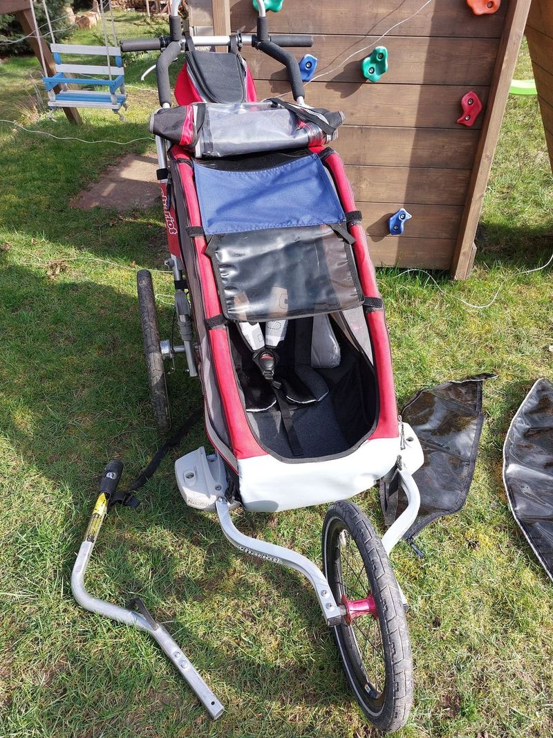 Chariot CX1 s brzdou