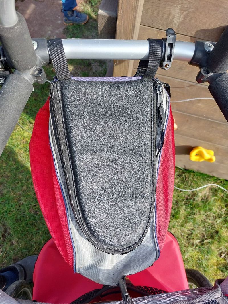 Chariot CX1 s brzdou