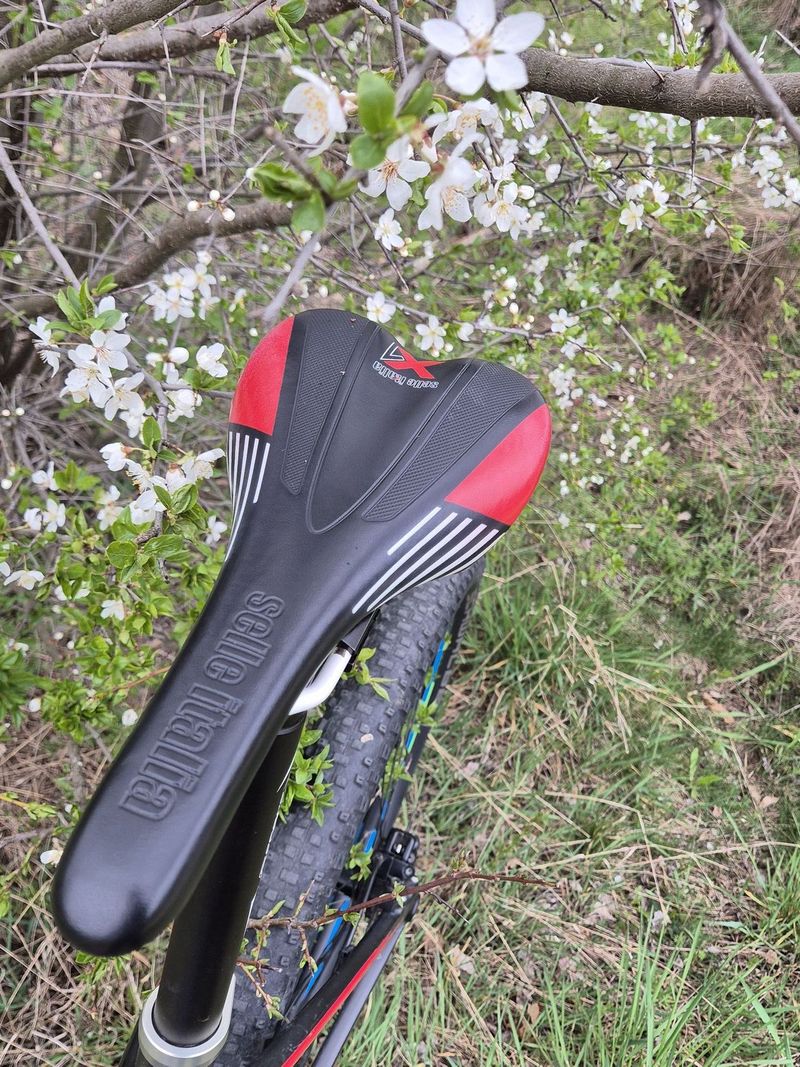 Karbonové XCčko Haibike - vzduchová vidle - hydraulické brzdy