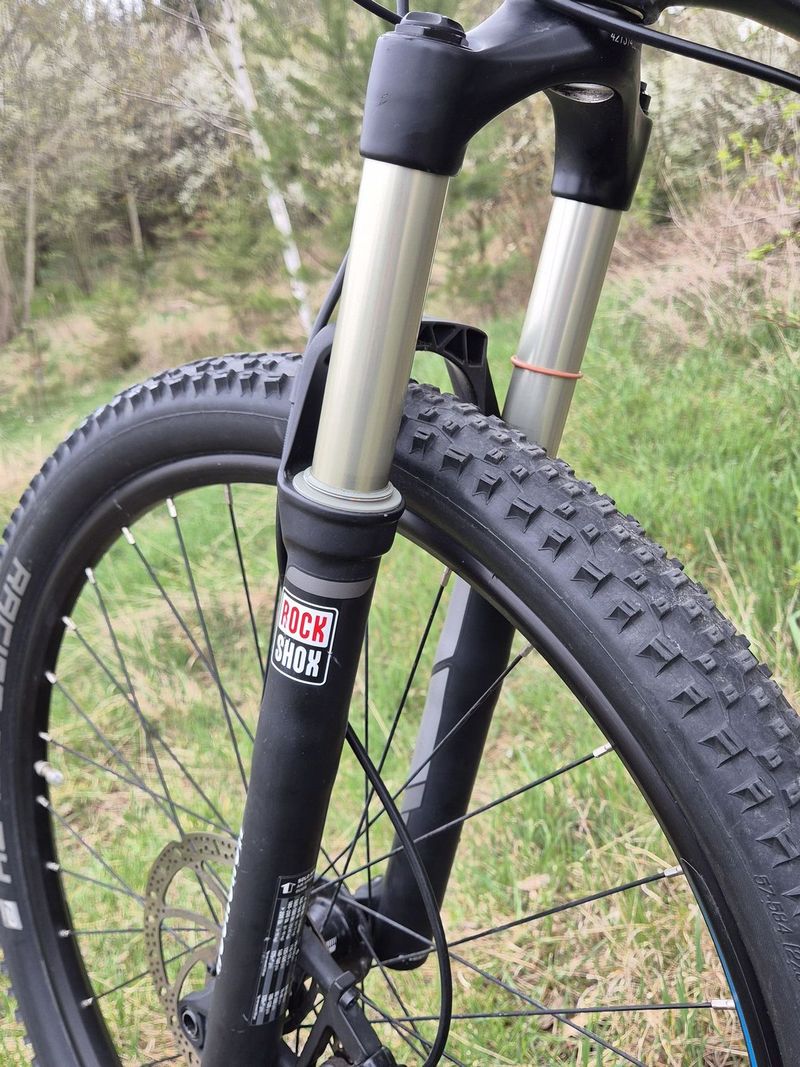Karbonové XCčko Haibike - vzduchová vidle - hydraulické brzdy