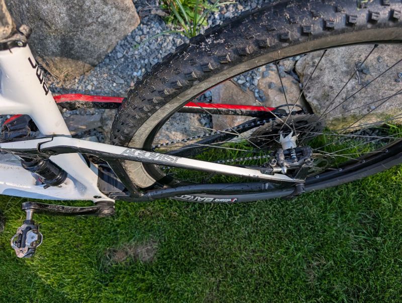 BMC Agonist Two – karbonové celoodpružené XC/Trail kolo, velikost L