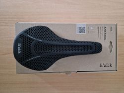 sedlo Fizik Vento Antares R3 Adaptives 140 mm