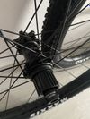 Syncros Silverton 2.5-30 6 Bolt, F: 15x110mm, R: 12x148mm, 30mm Tubeless ready rim 28H