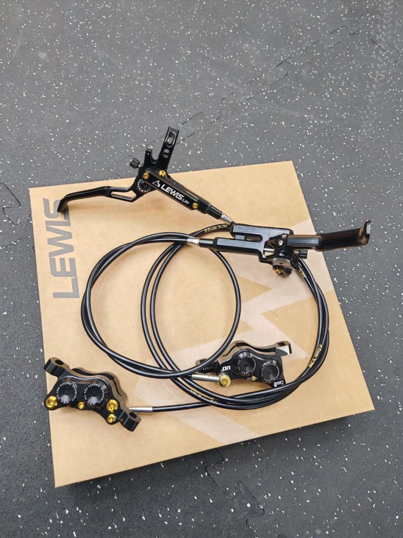Lewis LHT Titanium P+Z