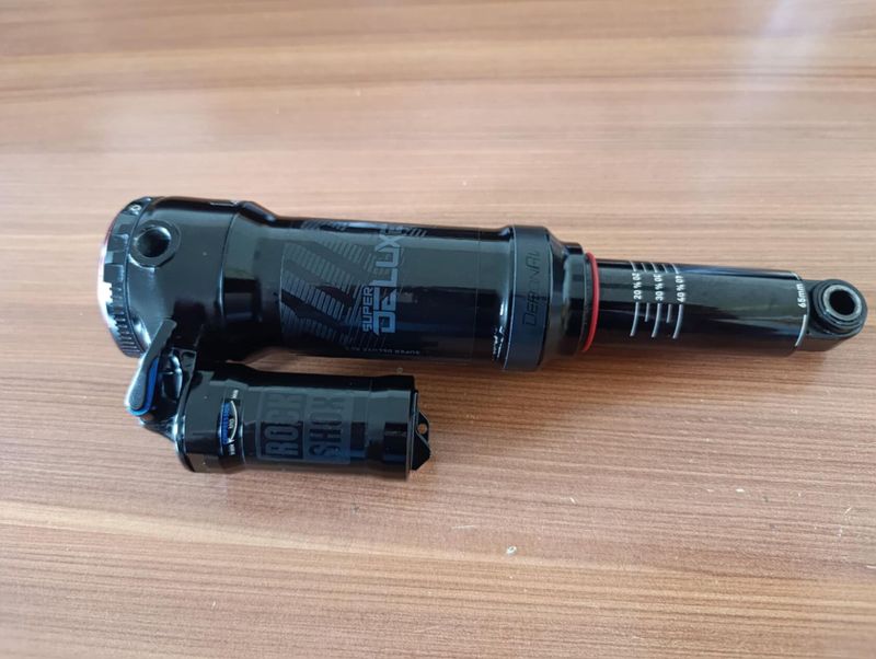 Rock Shox Super Deluxe RT3 205x65