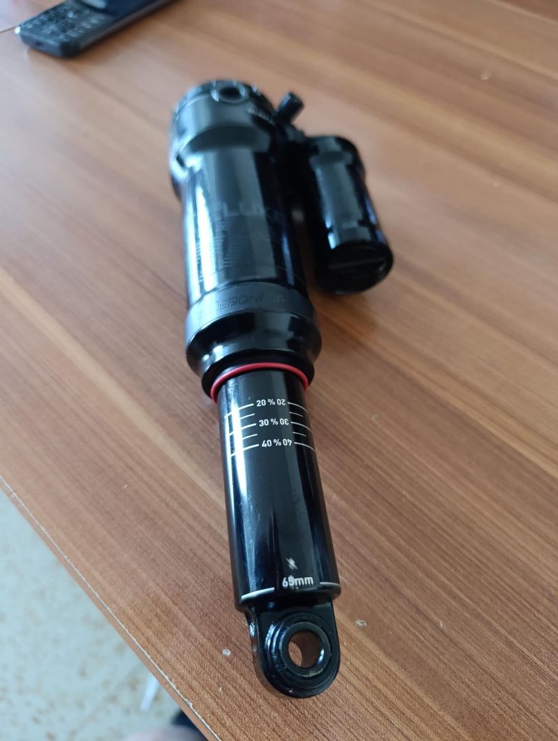 Rock Shox Super Deluxe RT3 205x65