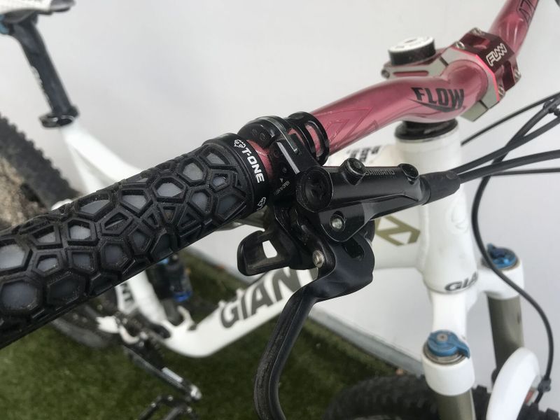 celoodpružené kolo Giant Reign 26" M