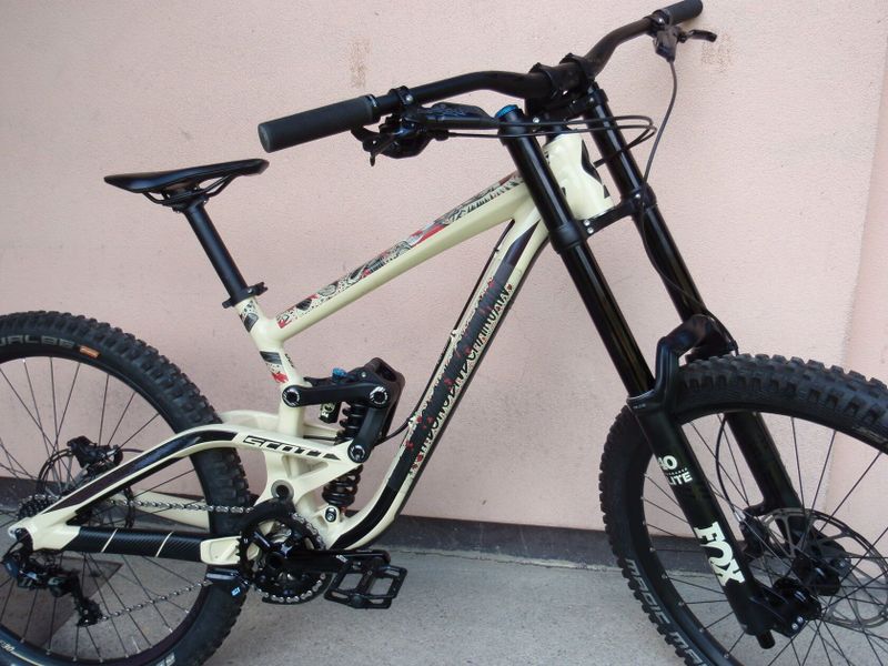 Téměř nový Scott Gambler 720 - PC: 118 790kč