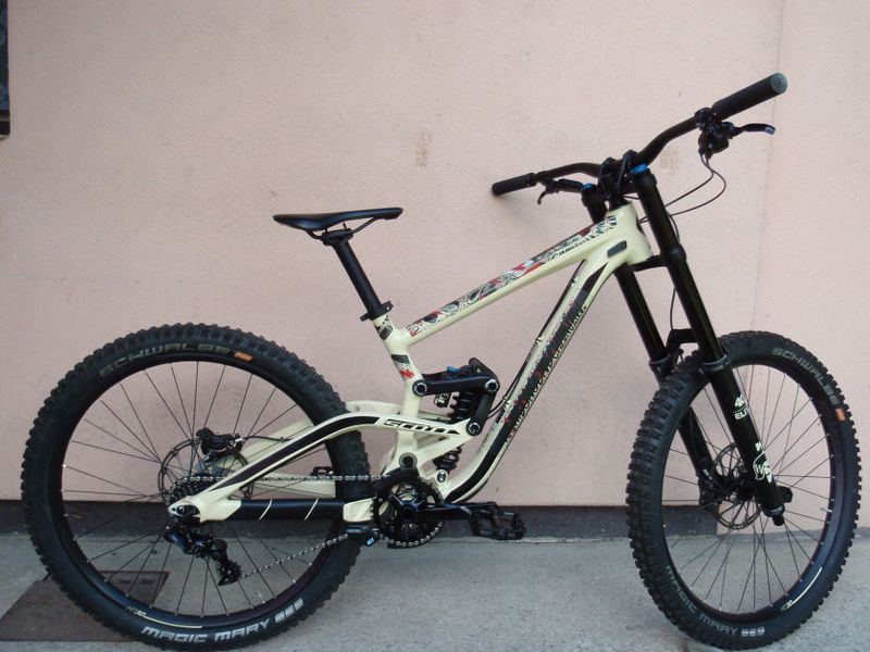 Téměř nový Scott Gambler 720 - PC: 118 790kč