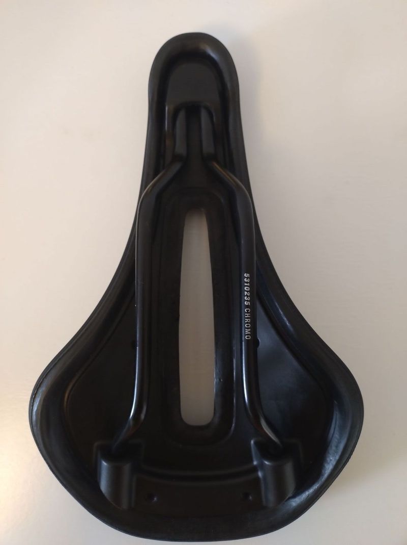 Sedlo Bontrager Verse Short Comp 145