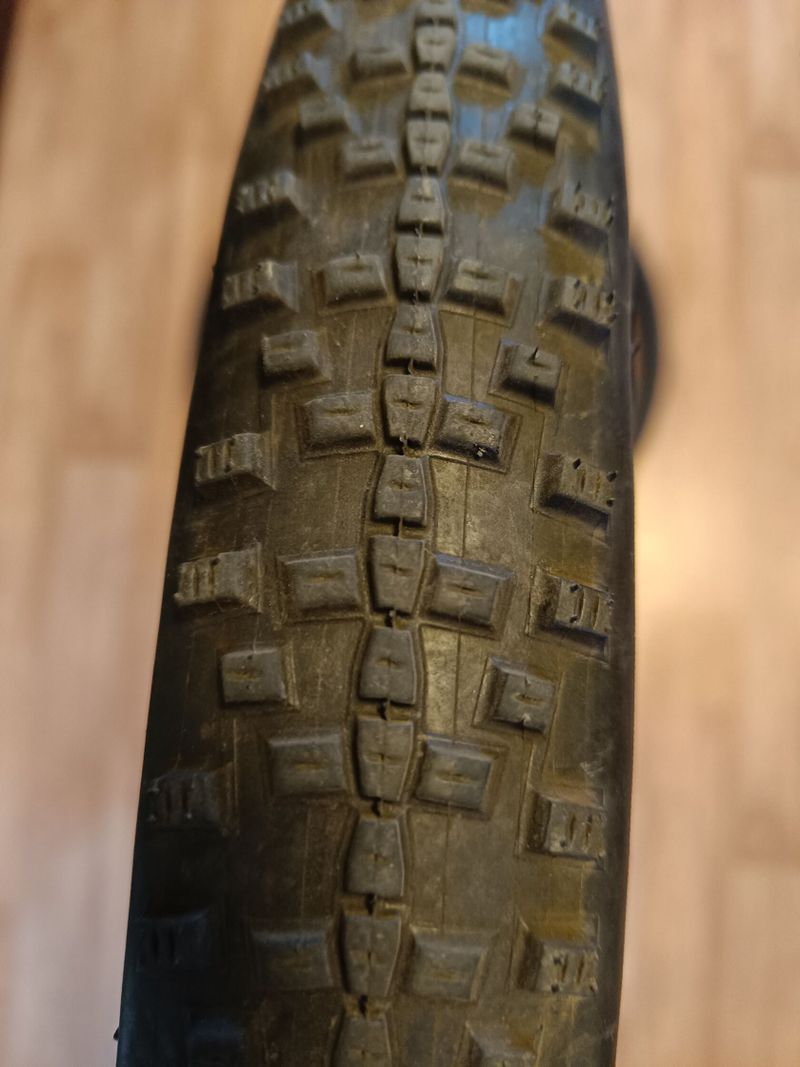 pláště Schwalbe Smart Sam 700x40