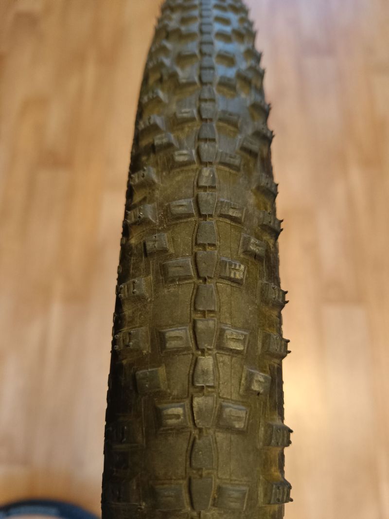 pláště Schwalbe Smart Sam 700x40