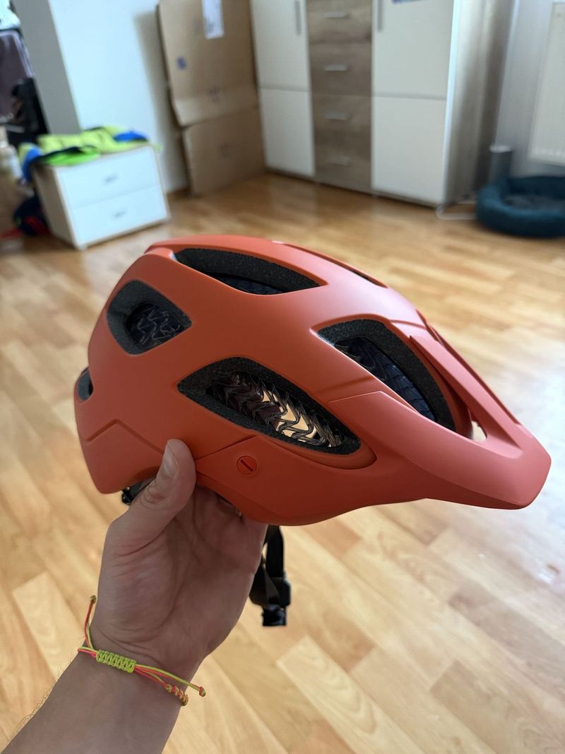 Cyklistická helma Bontrager Blaze WaveCel Mountain Bike Helmet