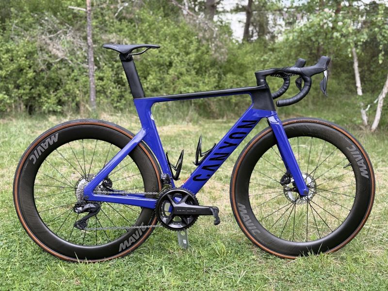 Canyon Aeroad CF SLX 8 Di2 - REZERVOVANO