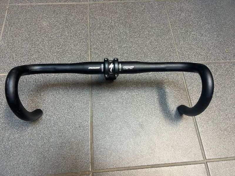Řidítka a představec Specialized