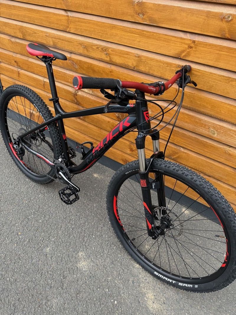 ROCK MACHINE Torren 90