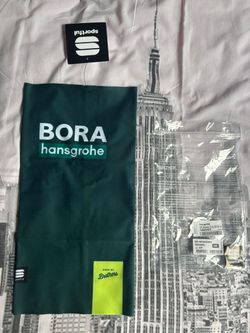Nákrčník Bora Hansgrohe