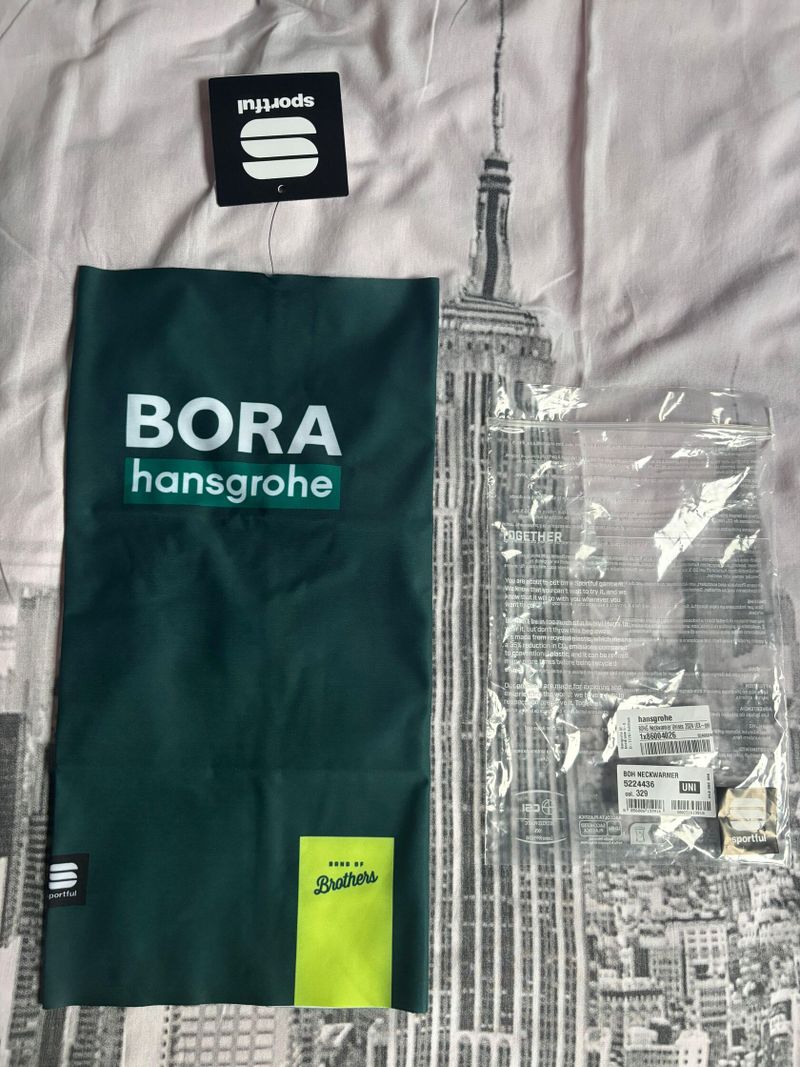 Nákrčník Bora Hansgrohe