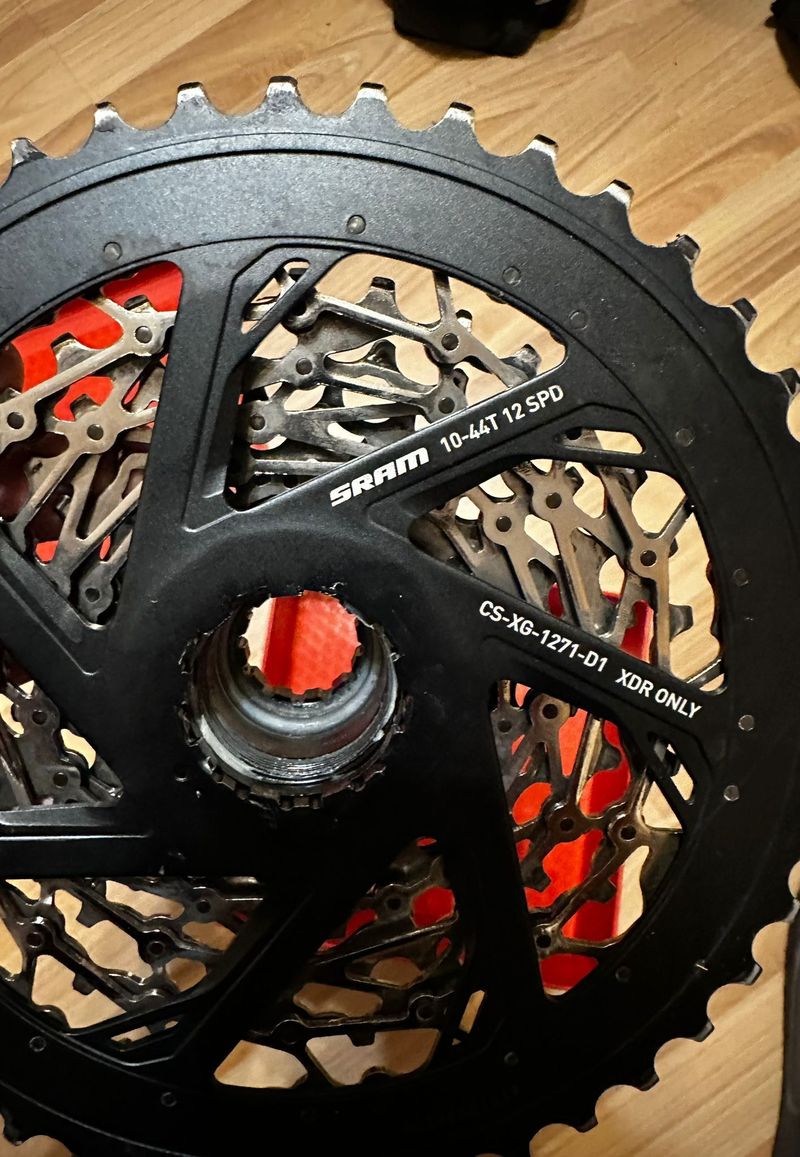 Kazeta SRAM XG-1271 D1 Silver 12s XDR