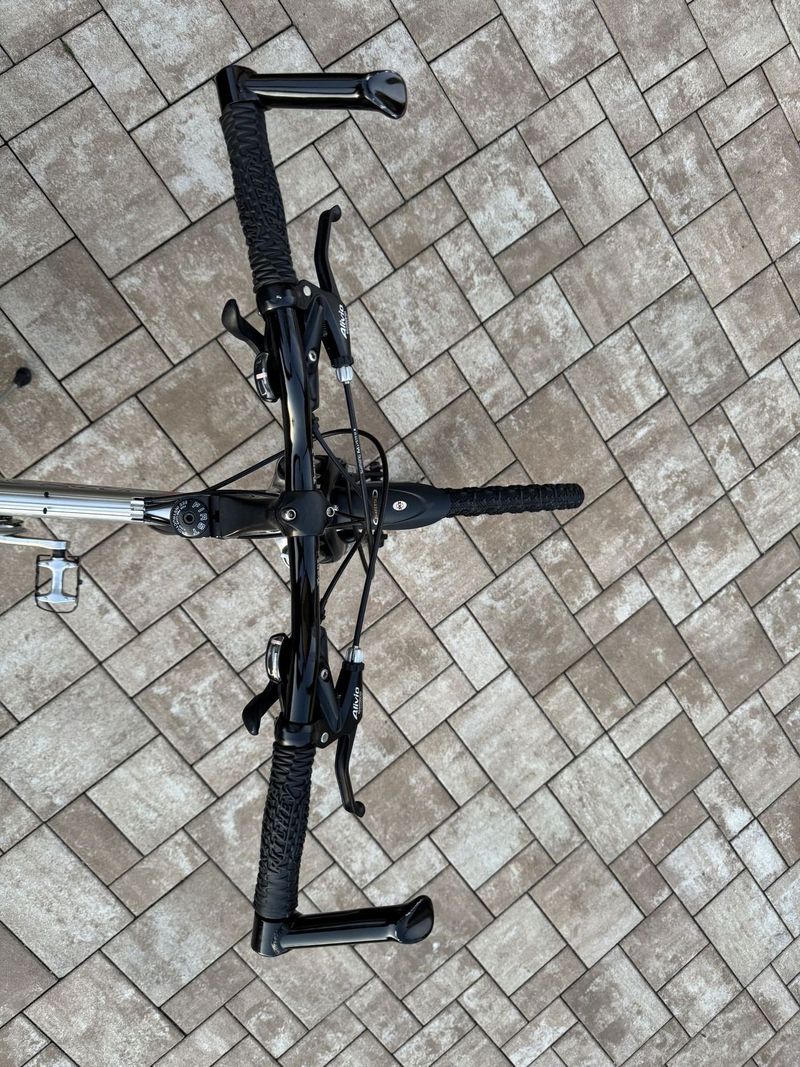 Trekingové kolo APACHE MATTO