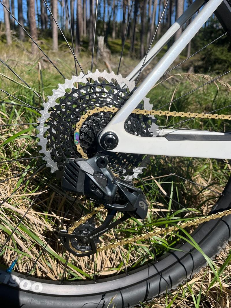 Canyon Exceed CF- MatheuVan Der Poel