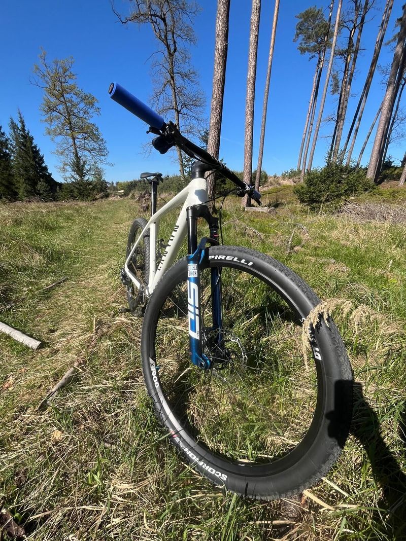 Canyon Exceed CF- MatheuVan Der Poel