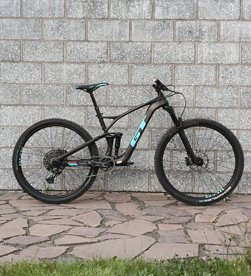 GT Sensor 29" Carbon Elite M