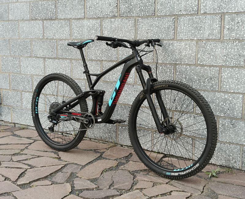 GT Sensor 29" Carbon Elite M