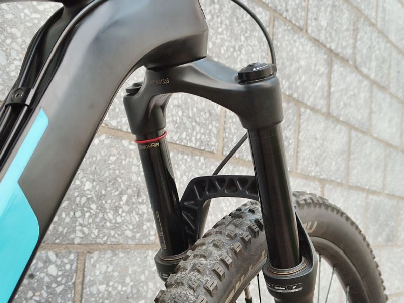 GT Sensor 29" Carbon Elite M