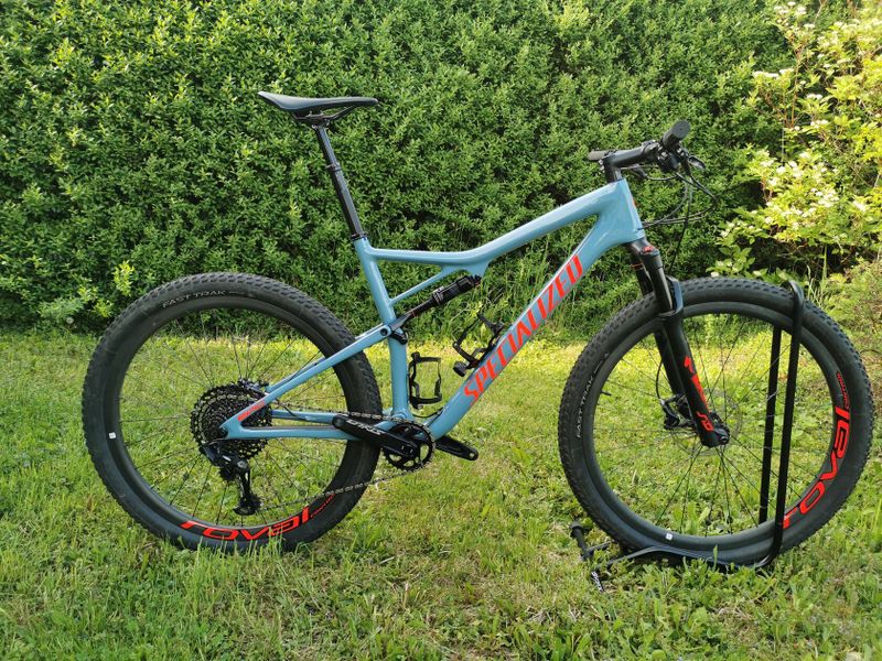 Specialized Epic 2019 Expert; vel. XL