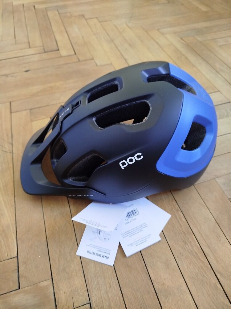 Nová cyklistická MTB přilba/helma POC Axion