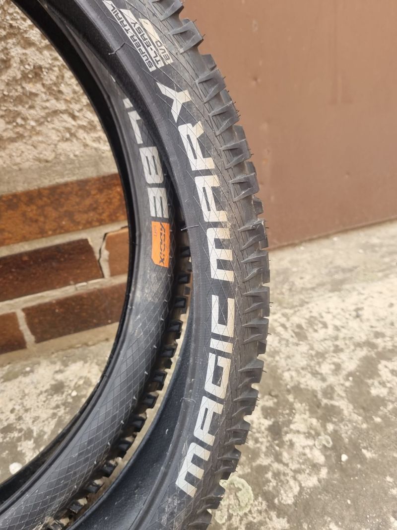 Pláště Schwalbe Magic Mary 27,5