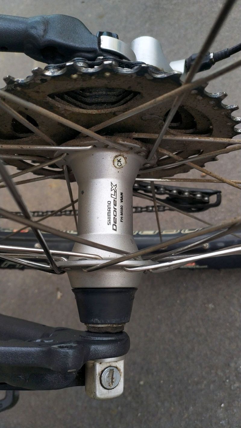 Horské kolo Cube LTD1. Kvalitní hliníkový rám, velikost 16,5". Vidlice Manitou Axel 100 Comp