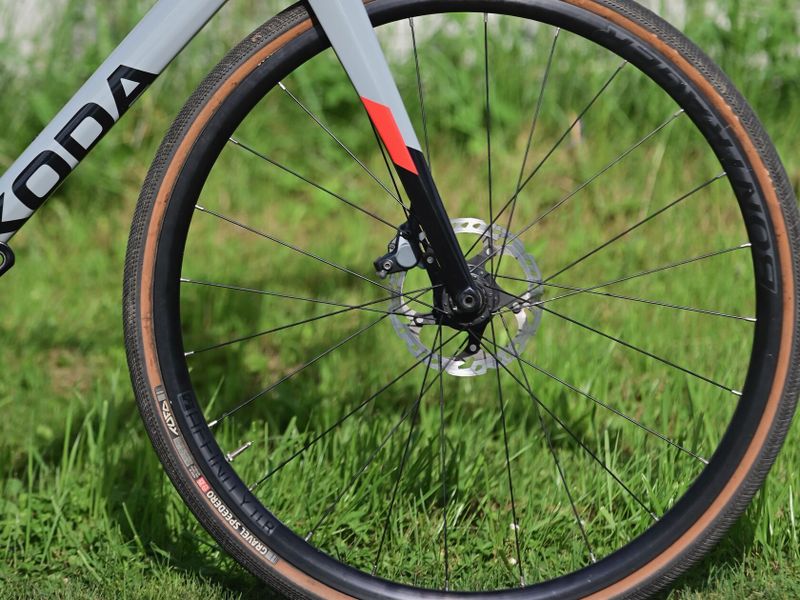 Superior X-Road – SRAM Force AXS, velikost 54 (M)