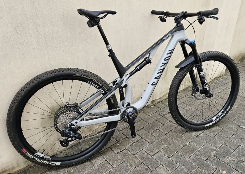 Canyon Neuron CF8, SRAM GX AXS, REVERB AXS