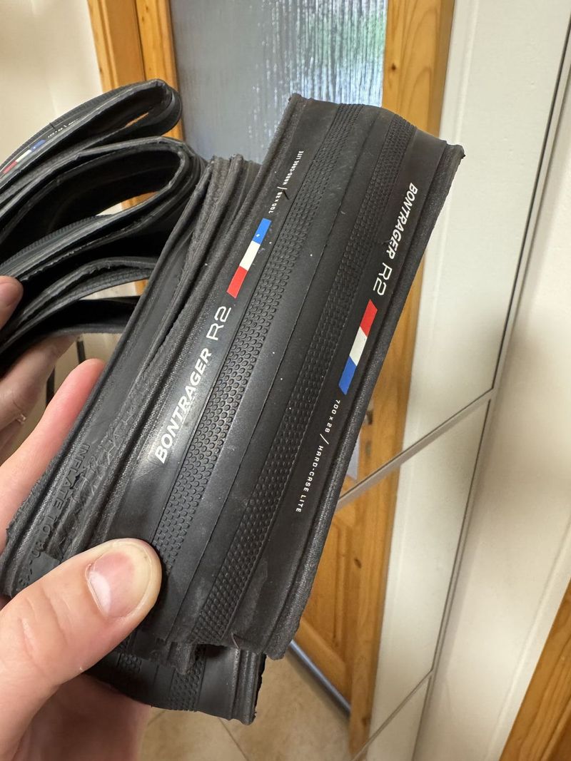 Bontrager R2 700x28
