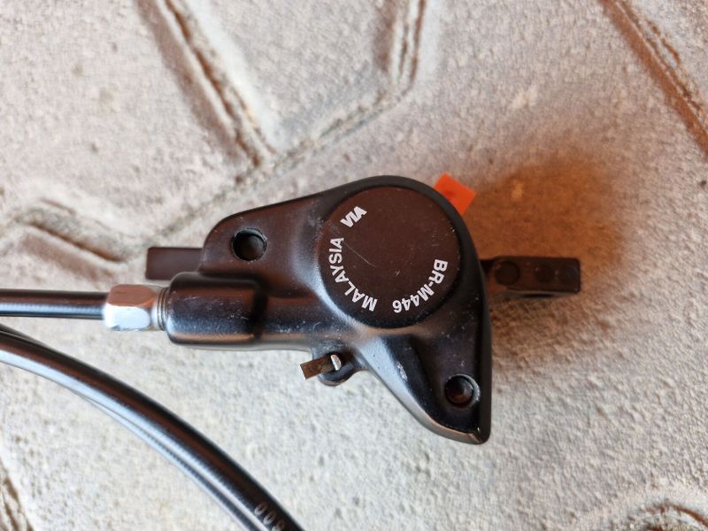 Sada brzd Shimano Mt201