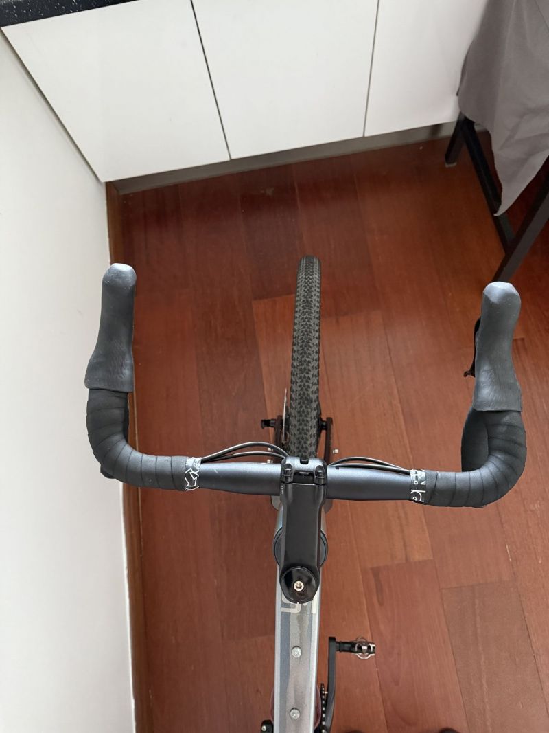 Gravel kolo Storm Focus 2.0 Shimano GRX + dárek navíc