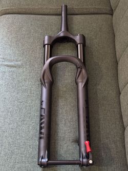 NOVÁ - Fox 36 Float AWL, RAIL Damper, Tapered, 15x110mm, 29'', 150mm