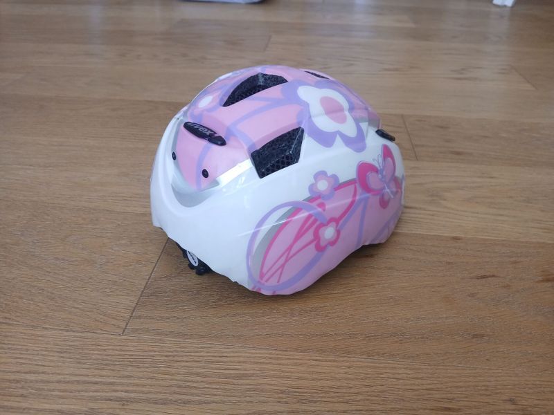 Dětská cyklistická helma UVEX Kid 2 princess