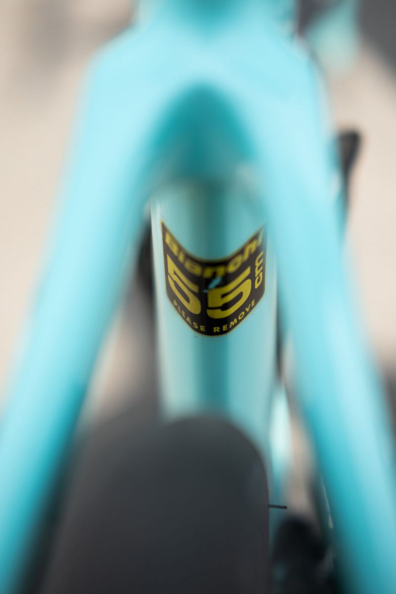 Bianchi Aria Disc vel. 55 | Shimano Ultegra R8100 | Fulcrum db 818 | stav NOVÉHO kola
