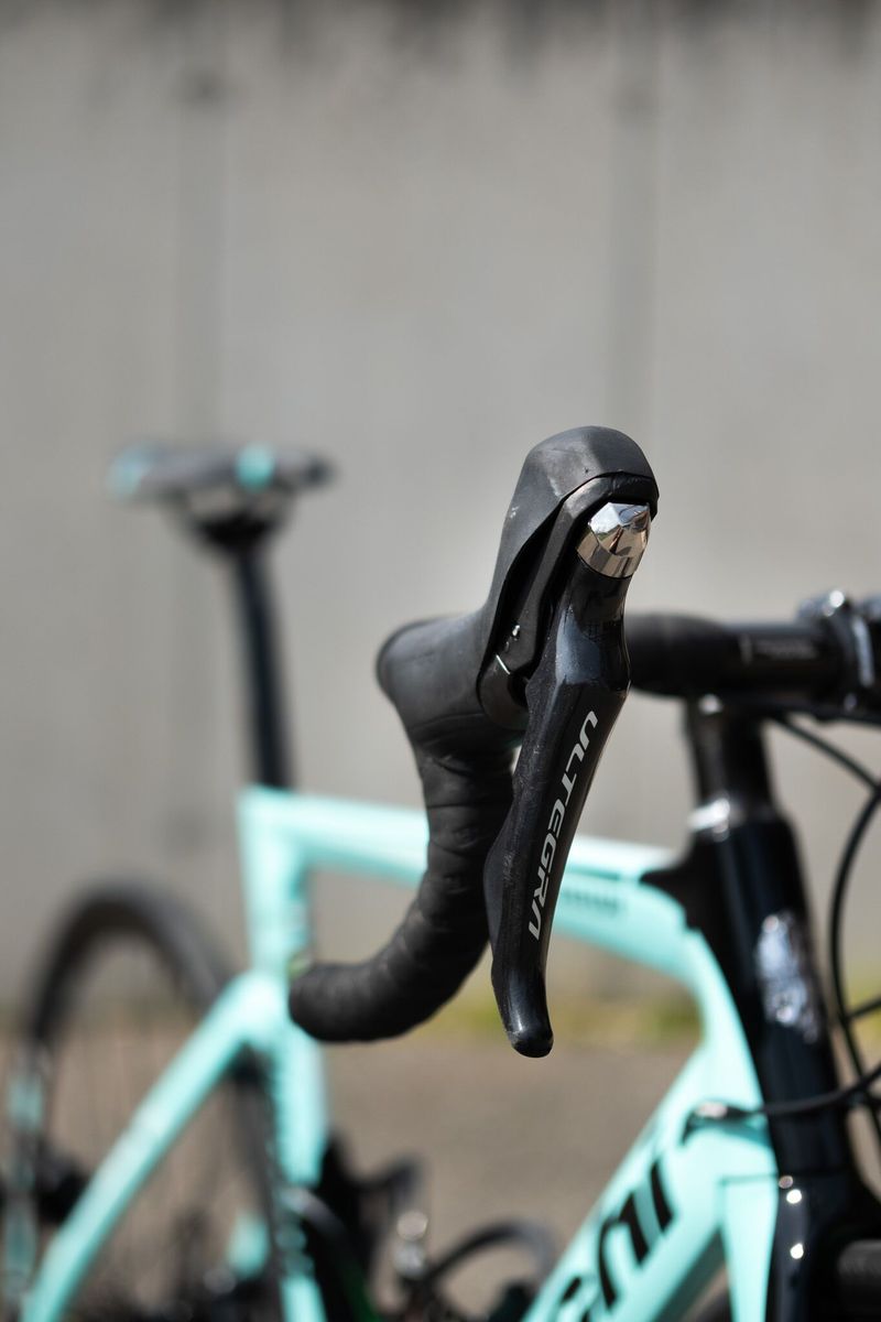 Bianchi Aria Disc vel. 55 | Shimano Ultegra R8100 | Fulcrum db 818 | stav NOVÉHO kola