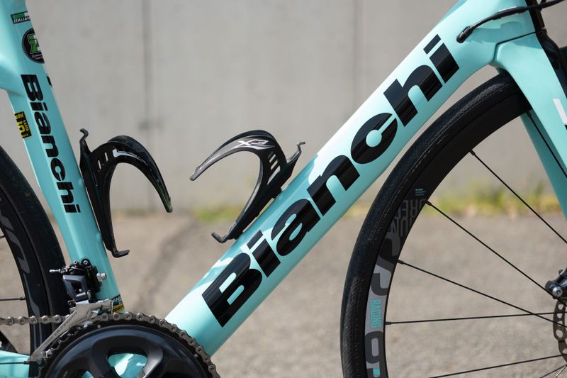 Bianchi Aria Disc vel. 55 | Shimano Ultegra R8100 | Fulcrum db 818 | stav NOVÉHO kola