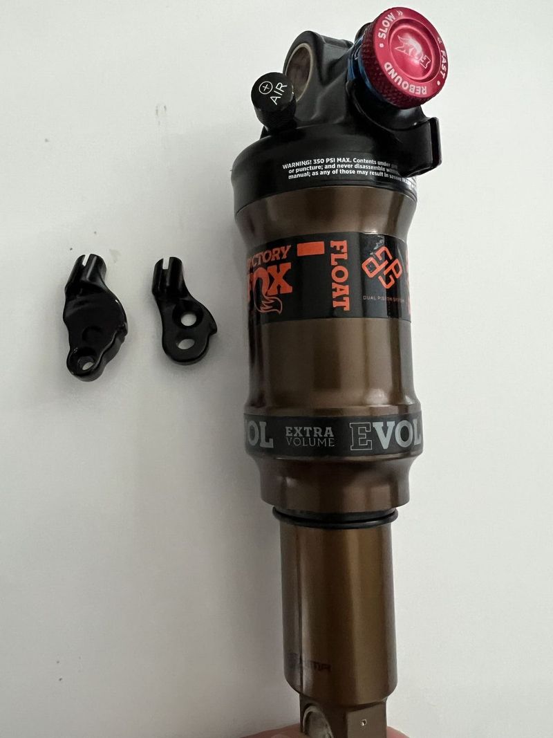 Tlumič FOX Float DPS Factory SV EVOL - PTU, 165/38,1mm